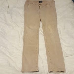 American eagle khaki skinny pants